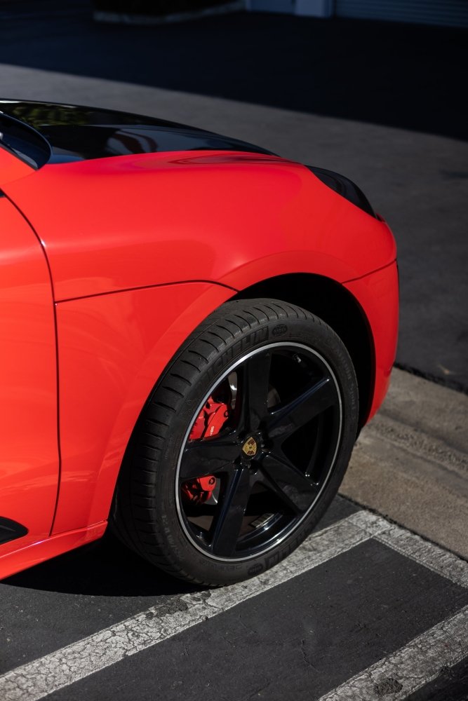 Gloss Carmine Red