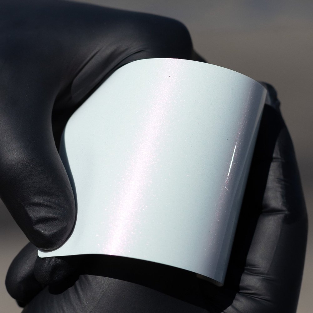 Gloss Diamond White Red Shift