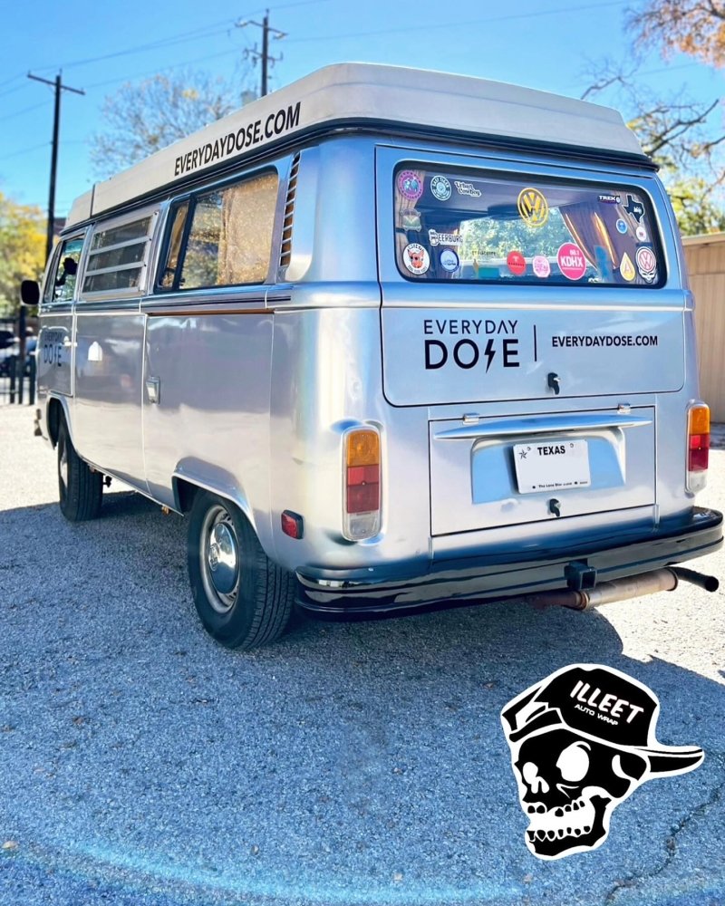 Gloss Iridescent Silver