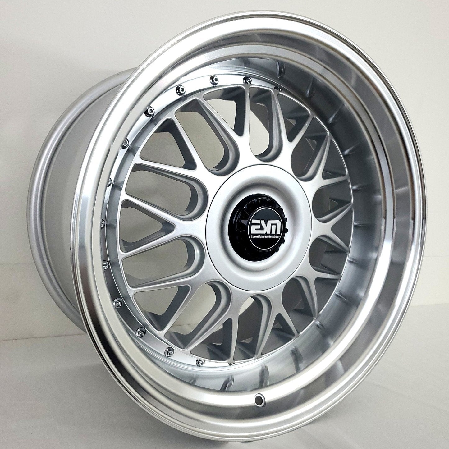 ESM Wheels - ESM004M Silver Machined Lip 18x11