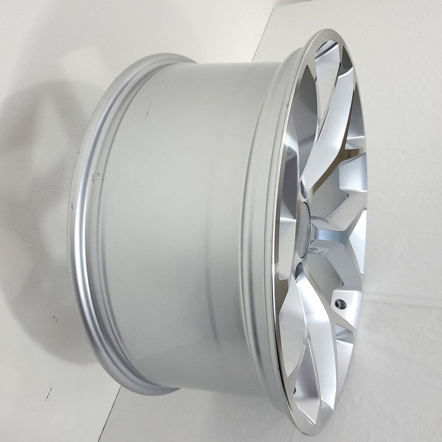 Replica Wheels - G09 Silver Machined Face 20x9