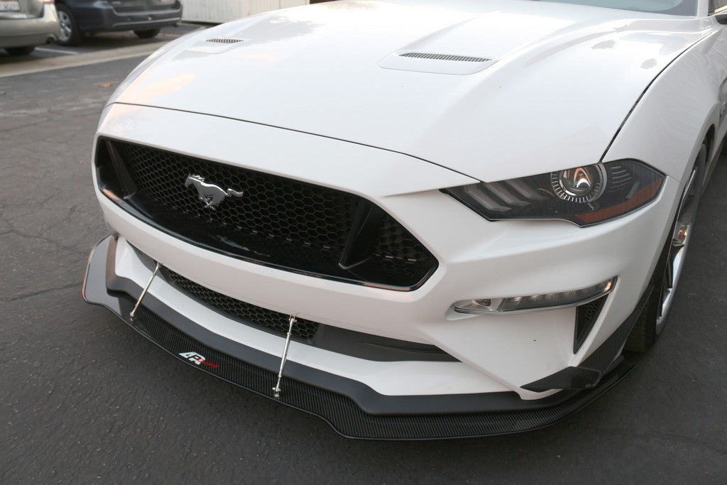 APR Performance Carbon Fiber Wind Splitter With Rods - CW-201822-C-Dub Tech