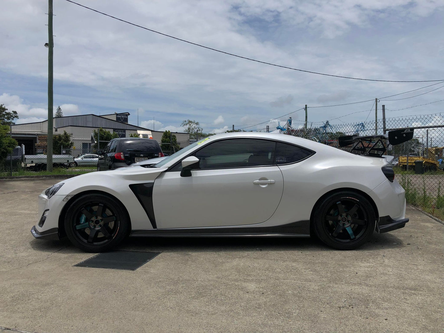 Varis Kouki Arising-II Style Aero GT Front Fenders - Toyota 86 ZN6/Subaru BRZ ZC6