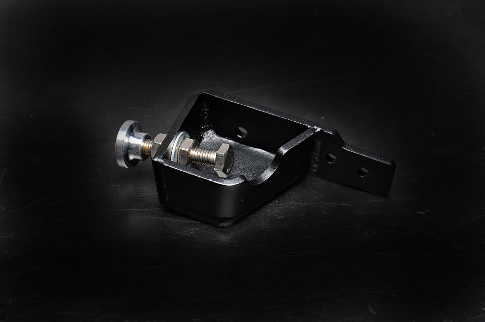 MASTER CYLINDER BRACE