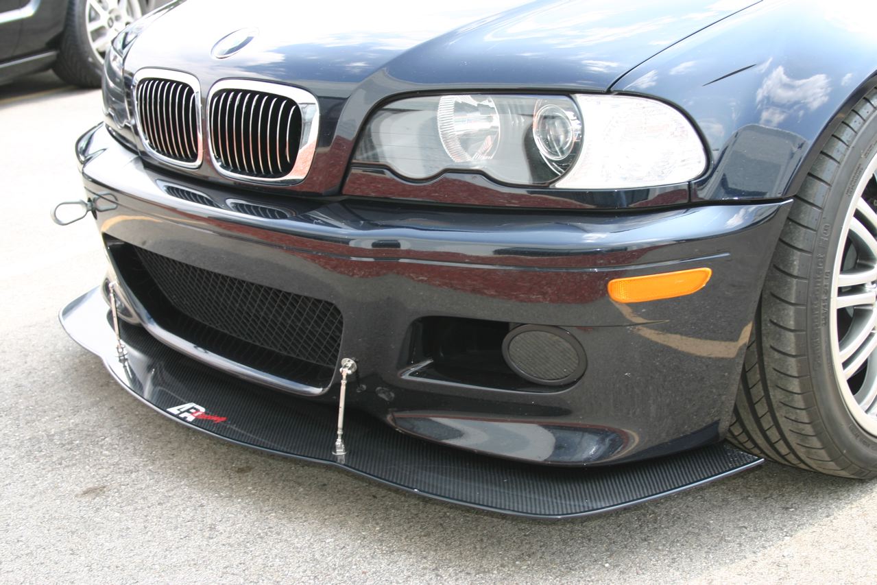 APR Performance Carbon Fiber Wind Splitter With Rods - CW-544603-C-Dub Tech