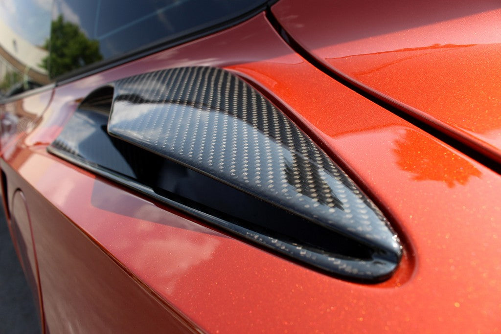 APR Performance Quarter Panel Airducts - CF-700804-C-Dub Tech