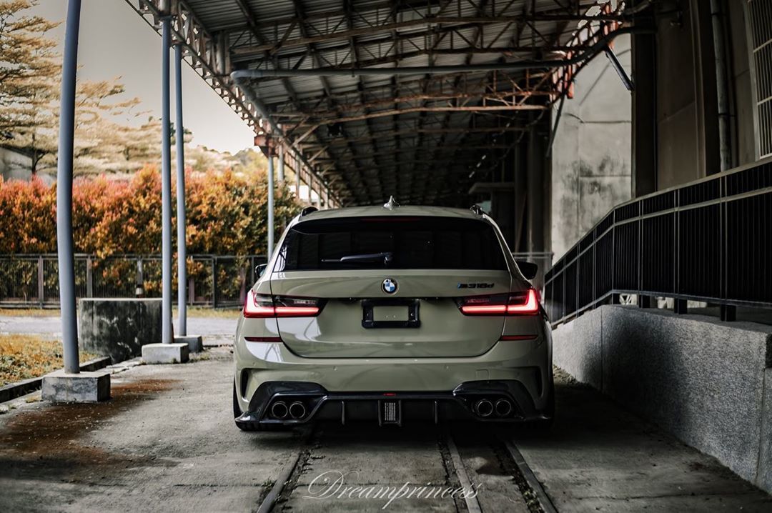 CMST Tuning Carbon Fiber Rear Diffuser for BMW 3 Series G20 G21 M340i 330i 2019-2022