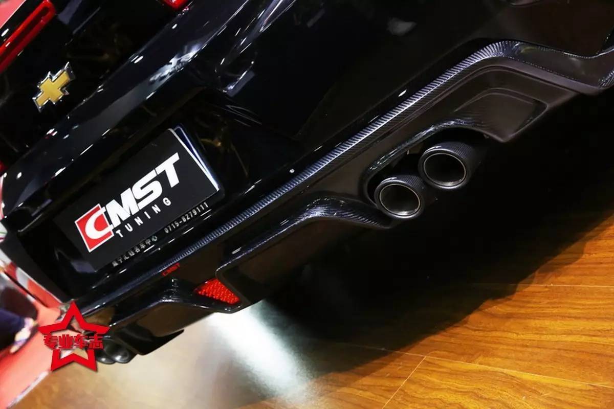 CMST Carbon Fiber Rear Diffuser(Quad Tips) for Chevrolet Camaro 2016-2020