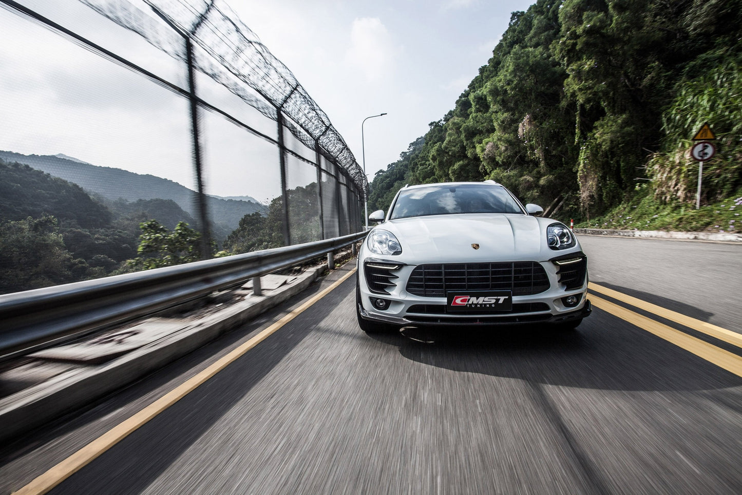 CMST Tuning Carbon Fiber Full Body Kit for Porsche Macan & Macan S 2014-2017