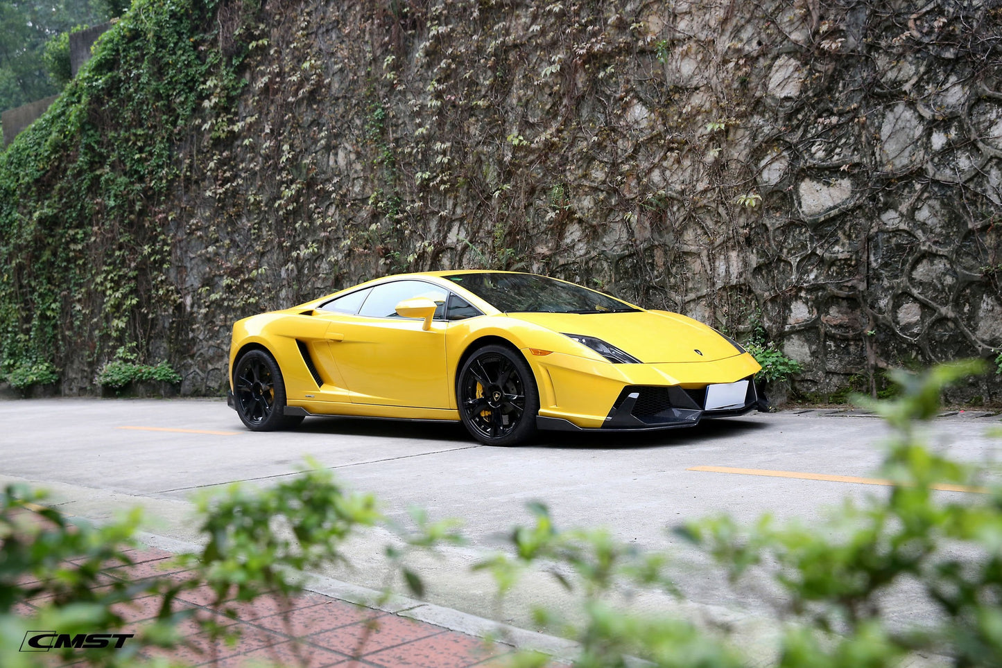 CMST Tuning Carbon Fiber Front Bumper & Front Lip for Lamborghini Gallardo 2009-2014