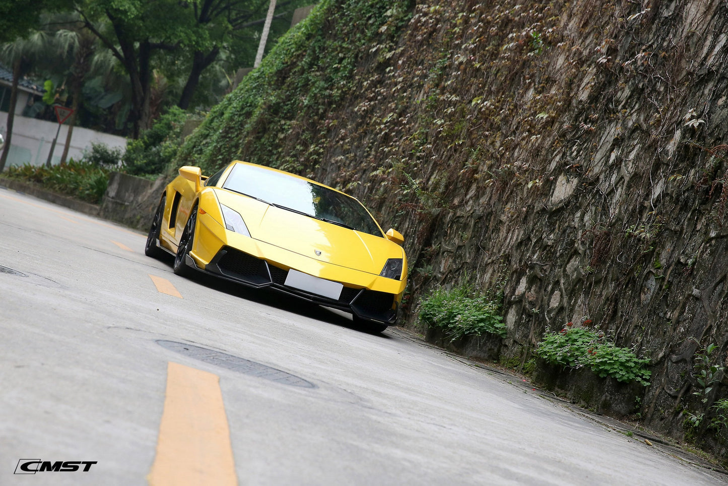 CMST Tuning Carbon Fiber Front Bumper & Front Lip for Lamborghini Gallardo 2009-2014