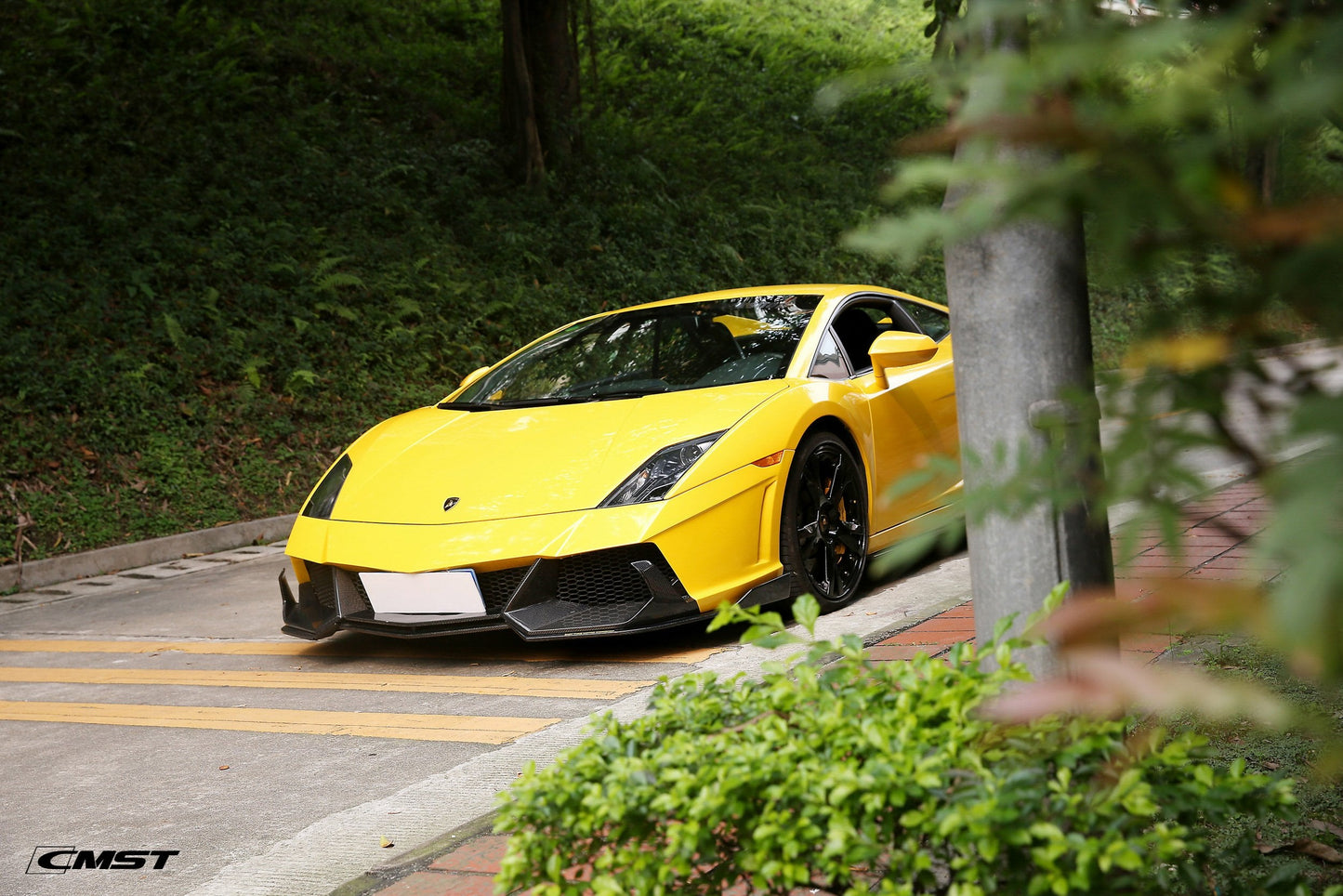CMST Tuning Carbon Fiber Front Bumper & Front Lip for Lamborghini Gallardo 2009-2014