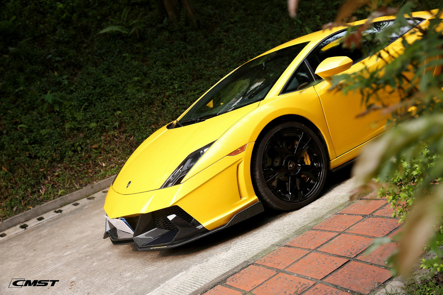 CMST Tuning Carbon Fiber Front Bumper & Front Lip for Lamborghini Gallardo 2009-2014