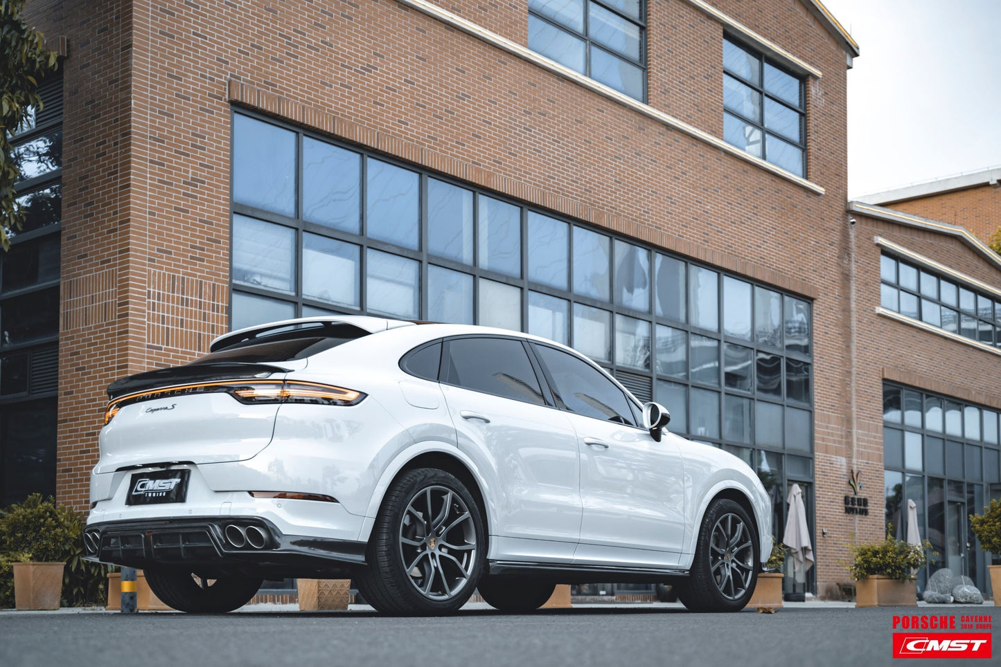 CMST Carbon Fiber Side Skirts for Porsche Cayenne 9Y0 & Cayenne Coupe 2018-ON