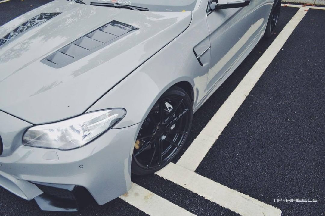 CMST Tuning Carbon Fiber Hood Bonnet for BMW F10 F18 5 Series 2011-2016