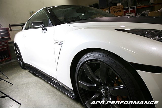 APR Performance Carbon Fiber Side Rocker Extensions GTR - FS-603517-C-Dub Tech