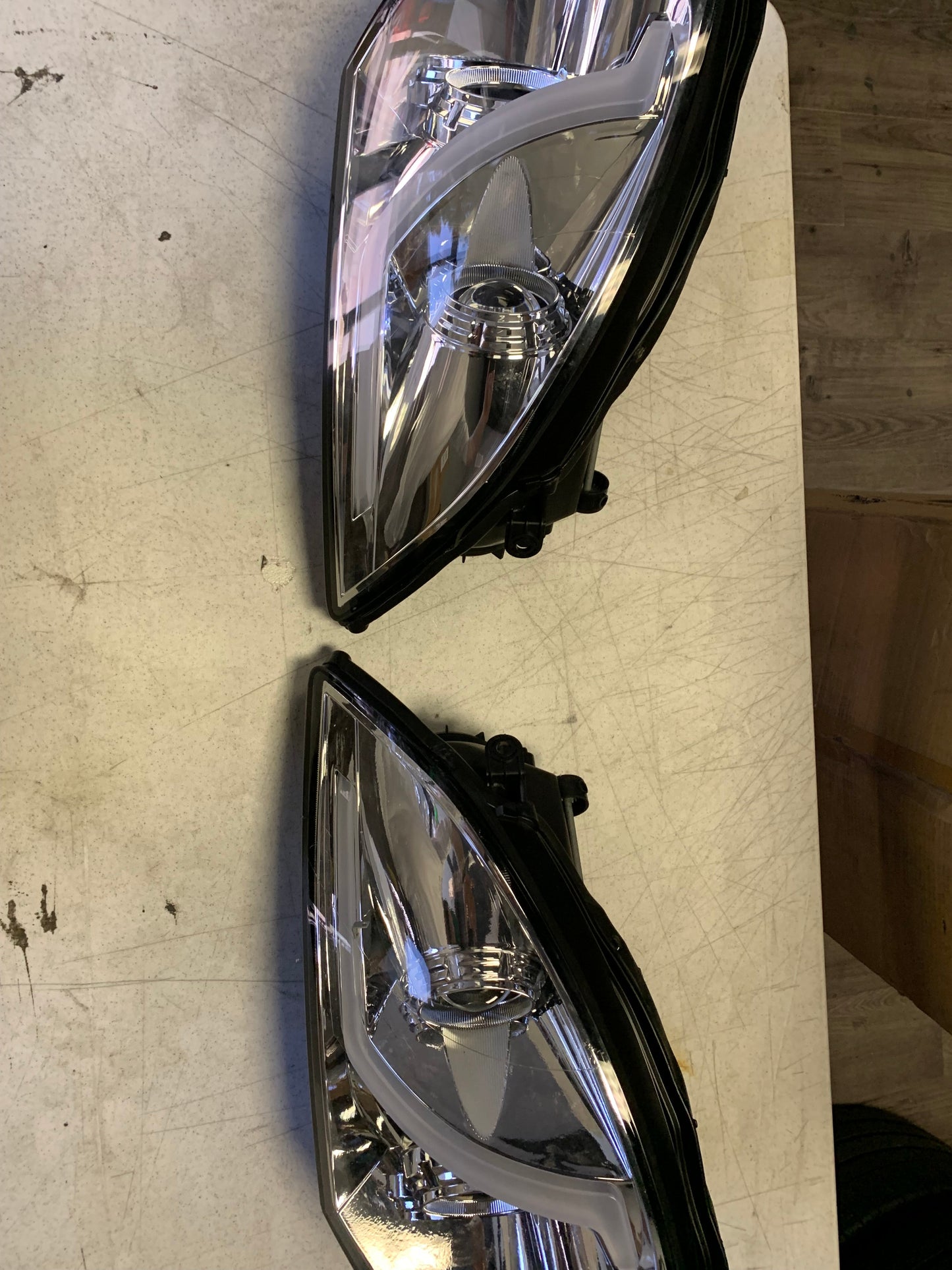 OPEN BOX - ANZO 2003-2007 Infiniti G35 Projector Headlight Plank Style Chrome (HID - 121558