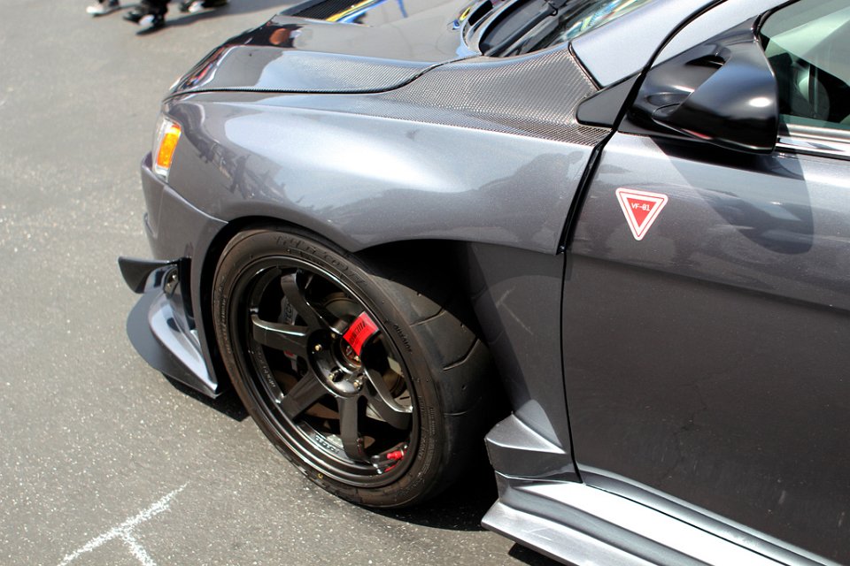 Victory Function VF-01 Front Wide Blister Fenders - Evo X