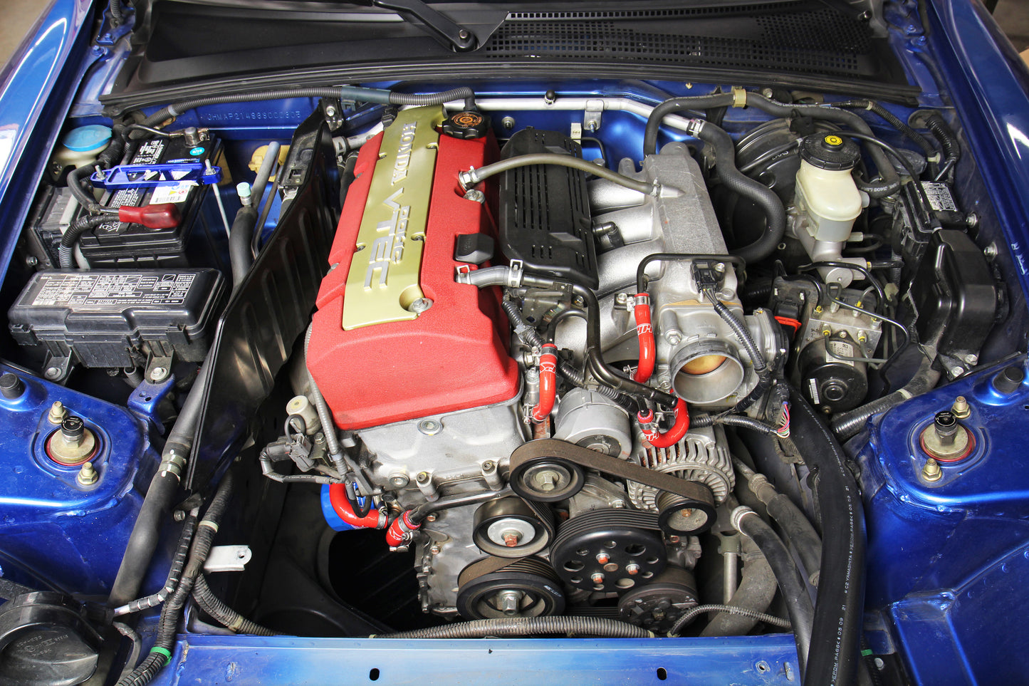 3-ply Reinforced Silicone  Replaces Throttle Body Coolant And Oil Cooler Hoses.