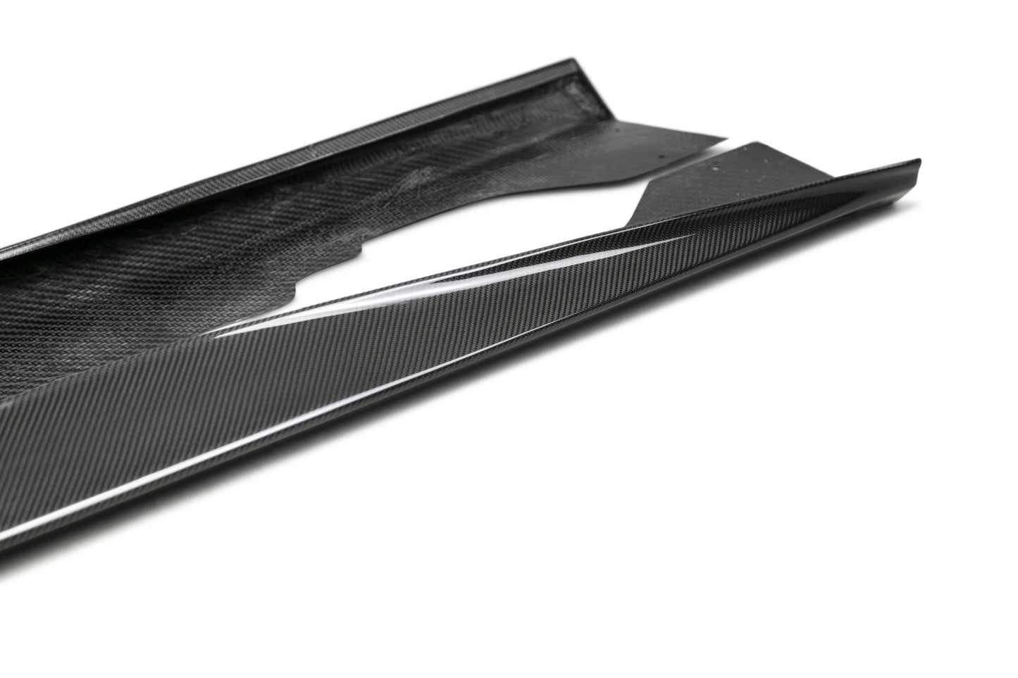 2020-2021 C8 Carbon Fiber Side Skirt Extensions