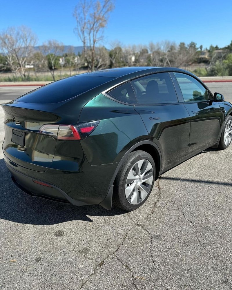 Gloss Paint Metallic Mercedes Green