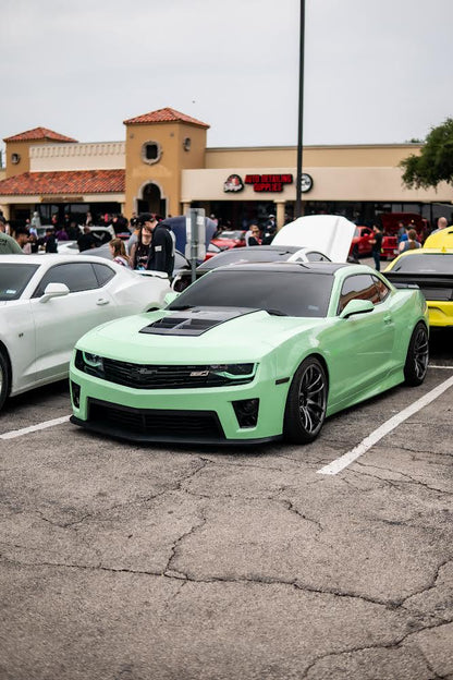 Gloss Pistachio Green