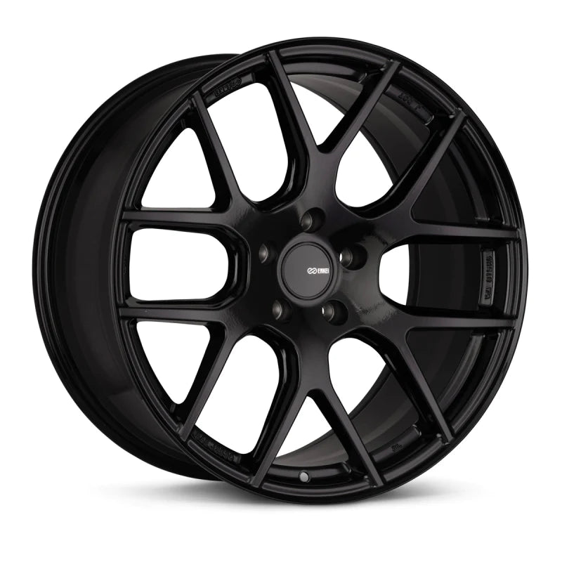 Enkei XM-6 18x8 5x114.3 40mm Offset 72.6mm Bore Gloss Black - 531-880-6540BK