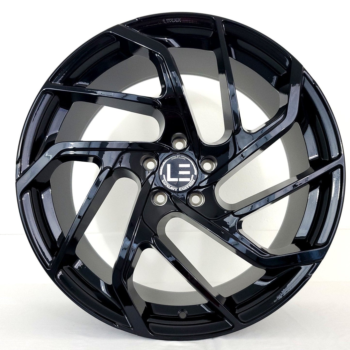 Luxxx Wheels - LE15 Gloss Black 20x9