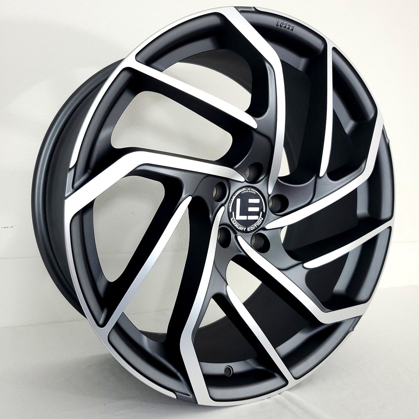 Luxxx Wheels - LE15 Gunmetal Machined Face 20x9