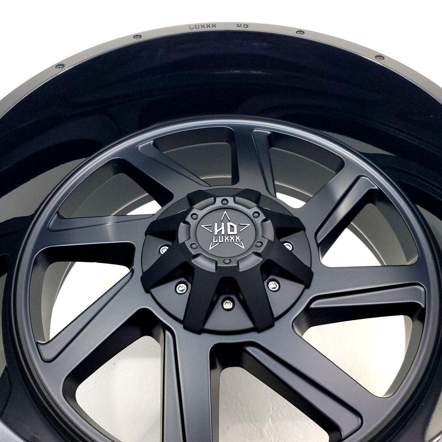 Luxxx Wheels - HD14 Matte Black Face Gloss Black Lip 22x12