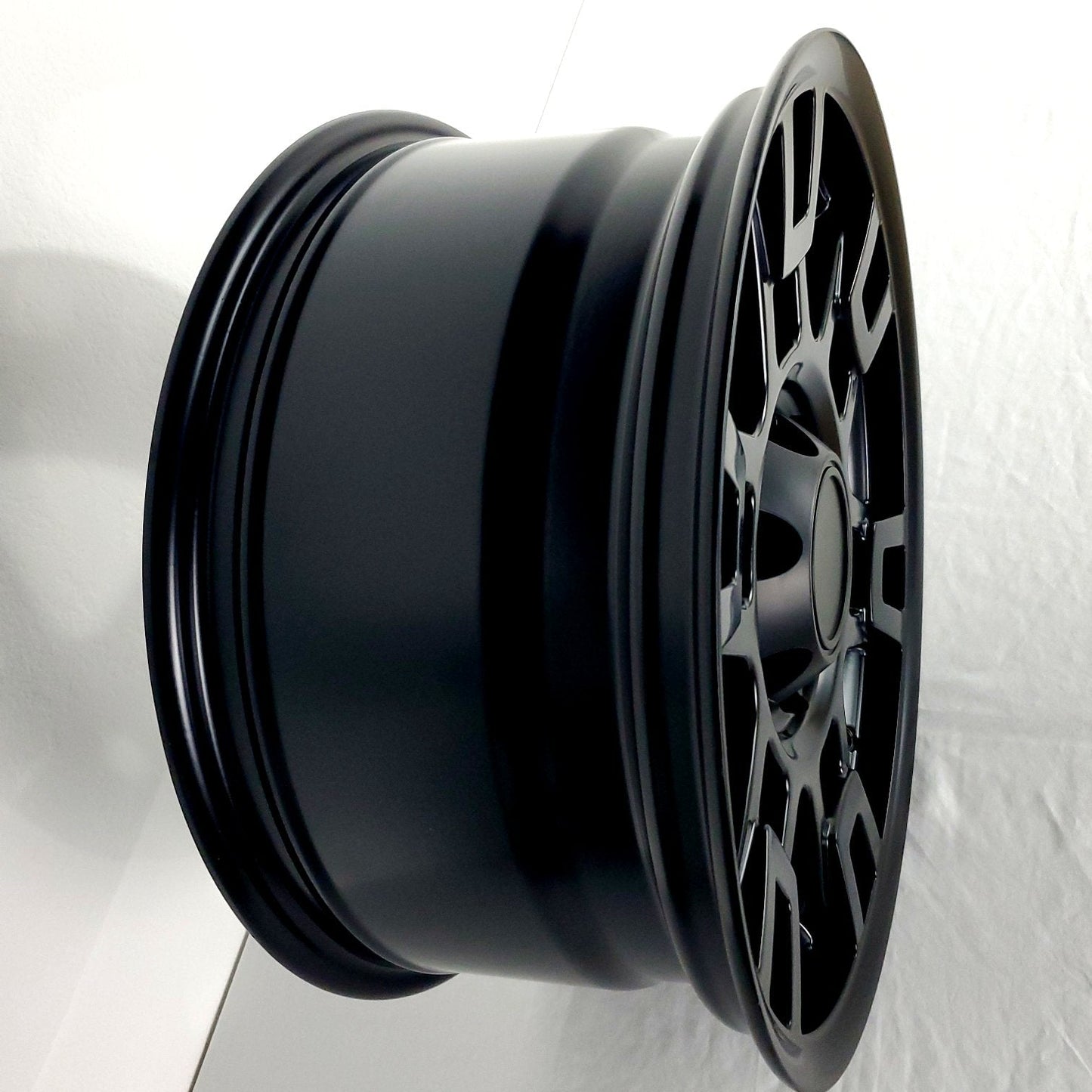 Replica Wheels - TR1 Matte Black 17x8