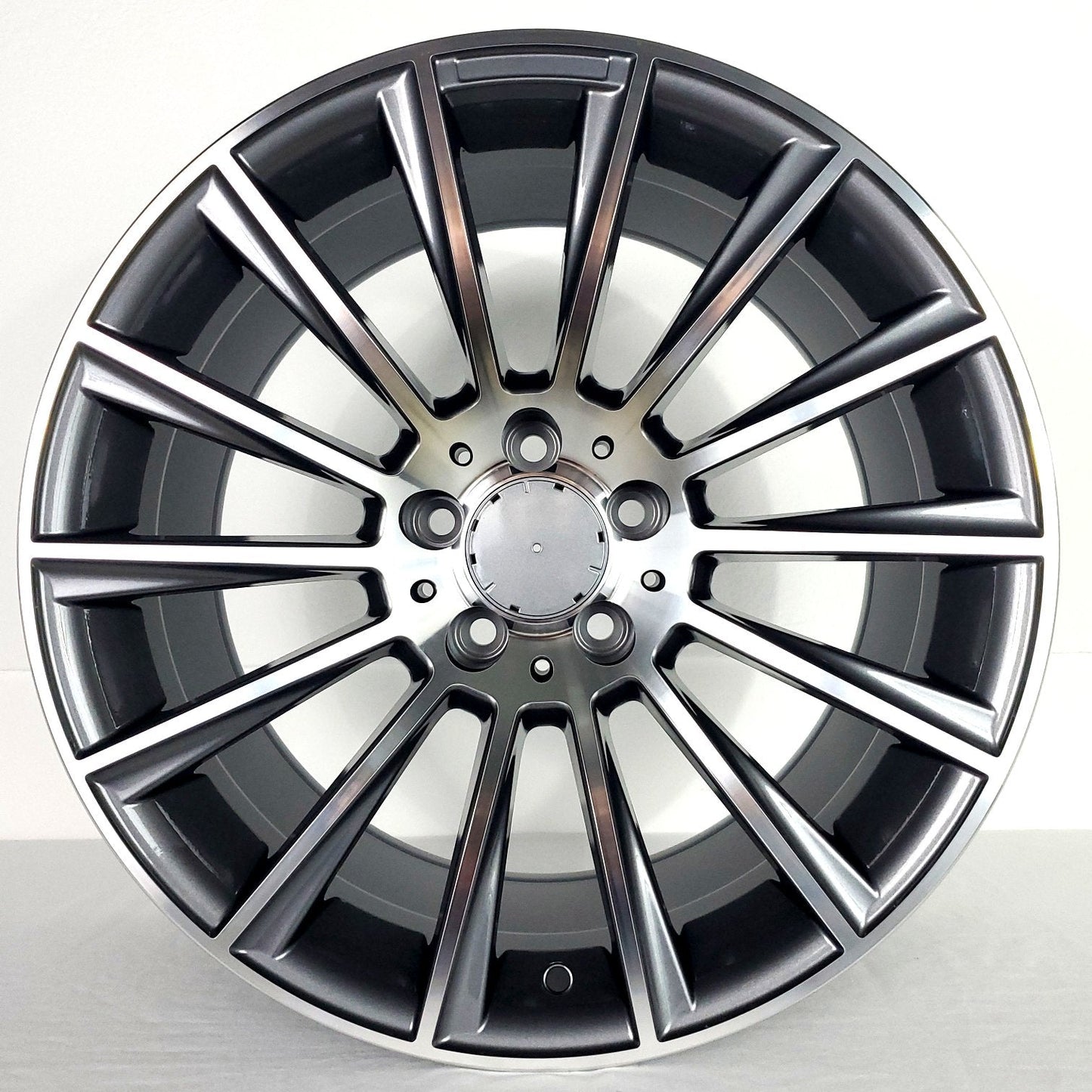 Replica Wheels - MB4 Gunmetal Machined Face 18x8