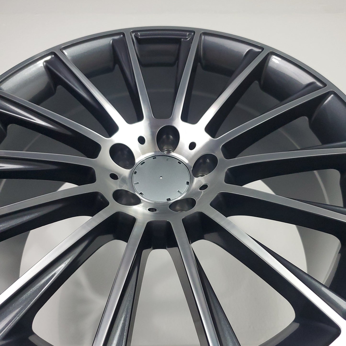 Replica Wheels - MB4 Gunmetal Machined Face 19x9.5