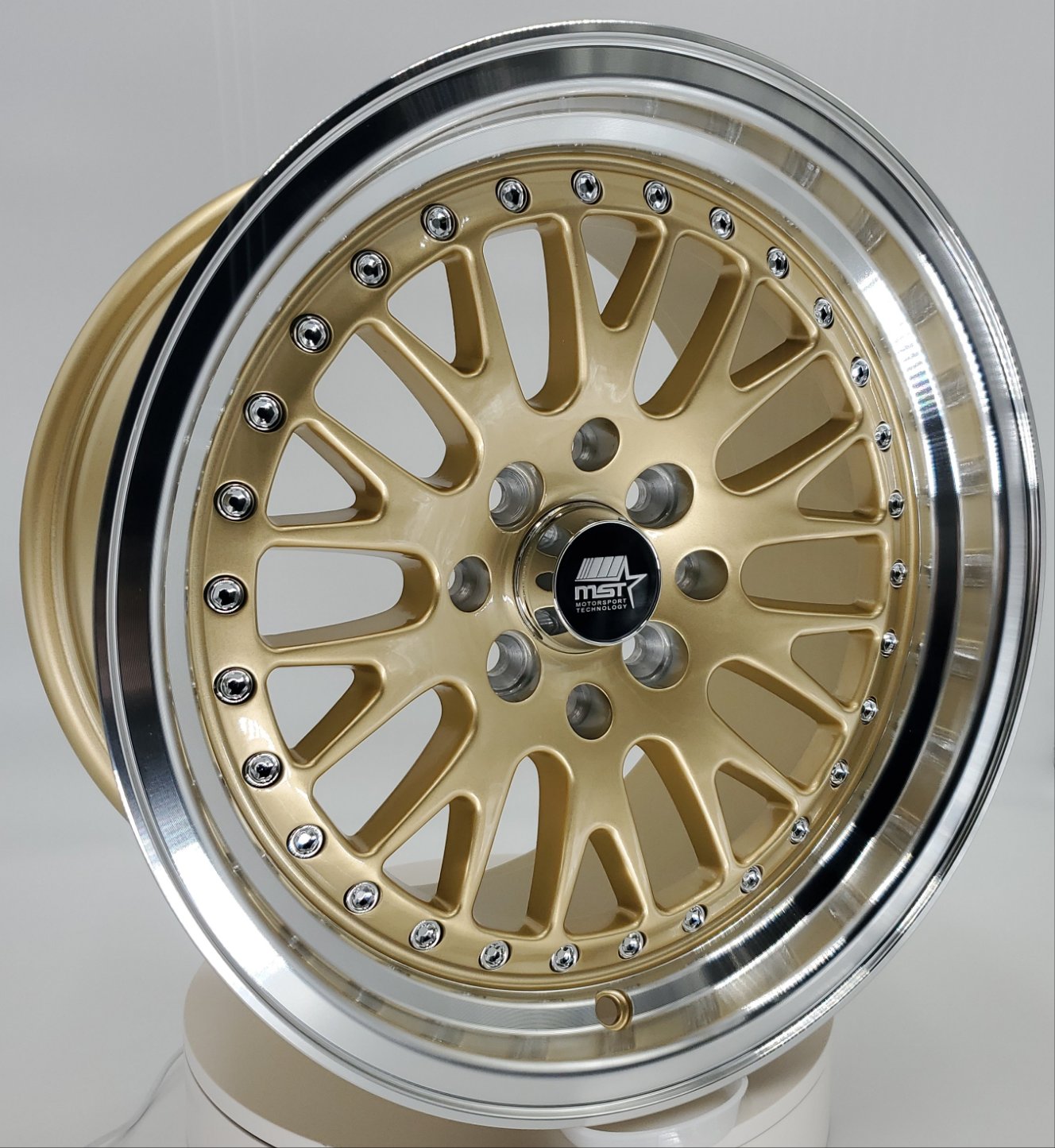 MST Wheels - MT10 Gold Machined Lip 15x8