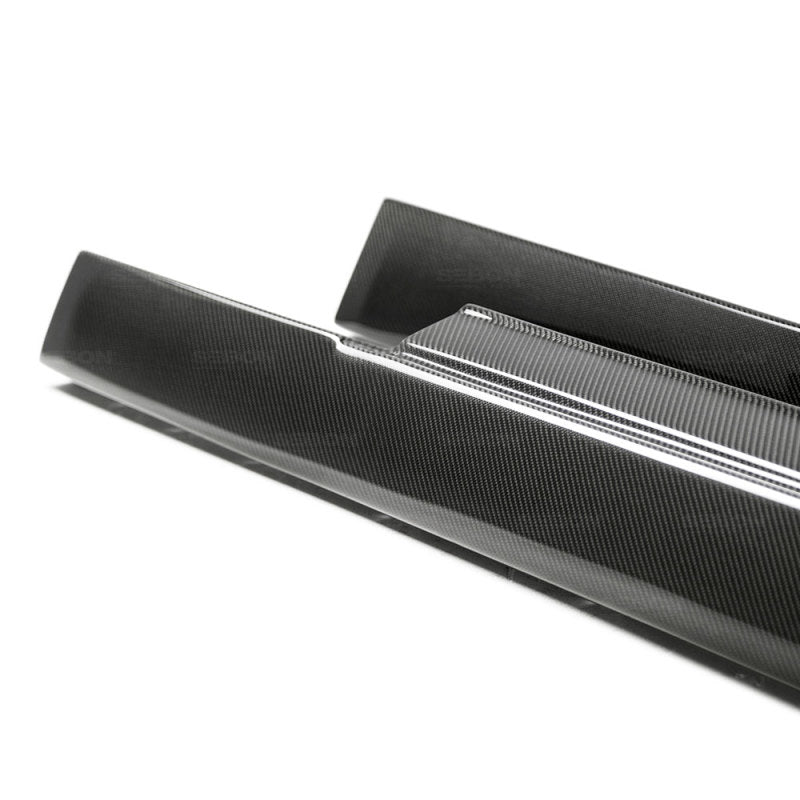 Seibon 09-10 Nissan GTR R35 OEm Style Carbon Fiber Side - SS0910NSGTR-OE