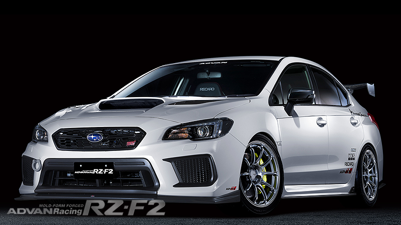 Advan RZ-F2 - 18"-C-Dub Tech