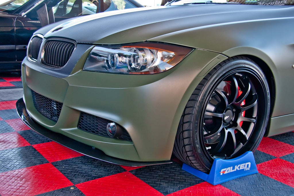 APR Performance Carbon Fiber Wind Splitter With Rods - CW-549001-C-Dub Tech