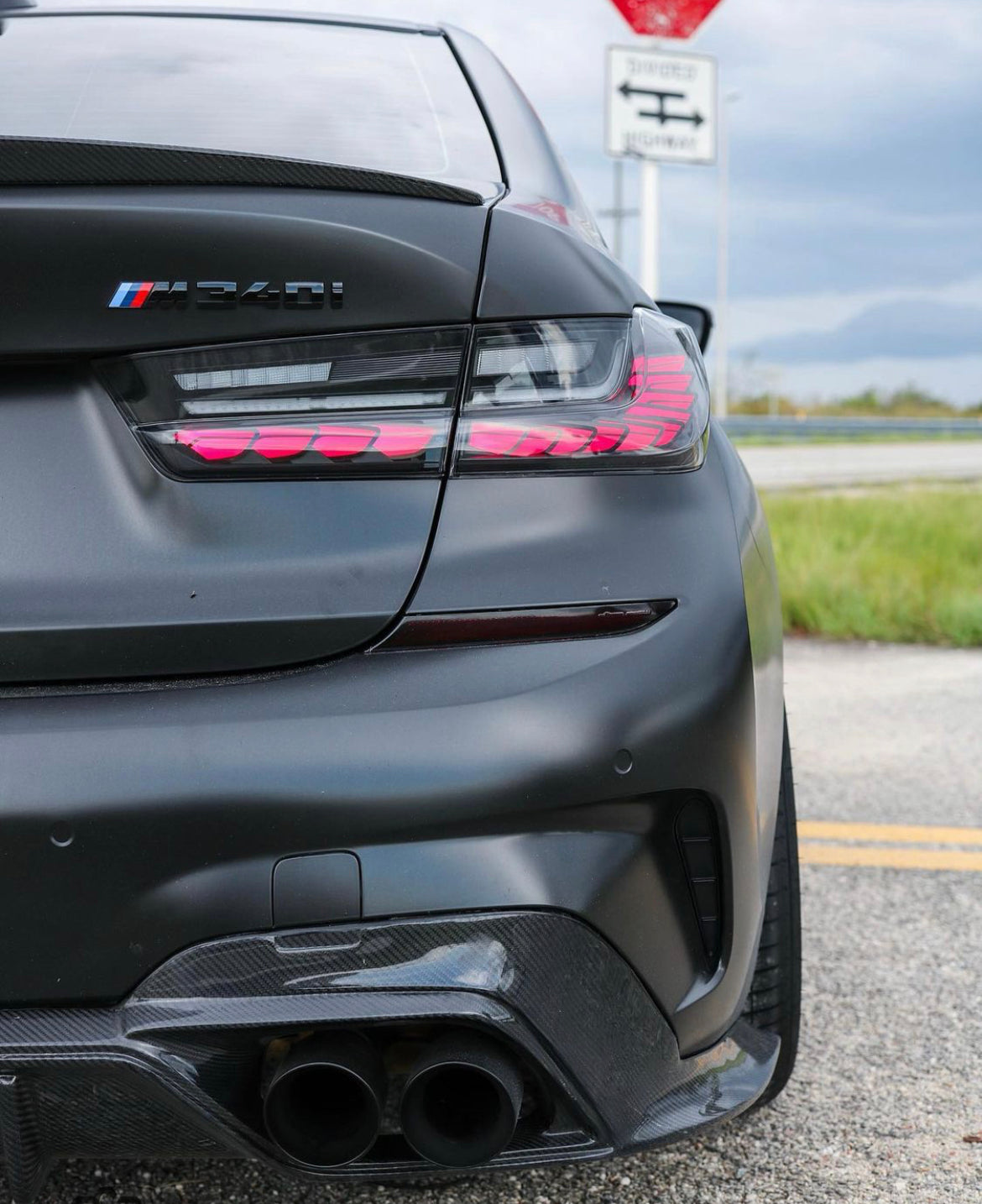 CMST Tuning Carbon Fiber Rear Diffuser for BMW 3 Series G20 G21 M340i 330i 2019-2022