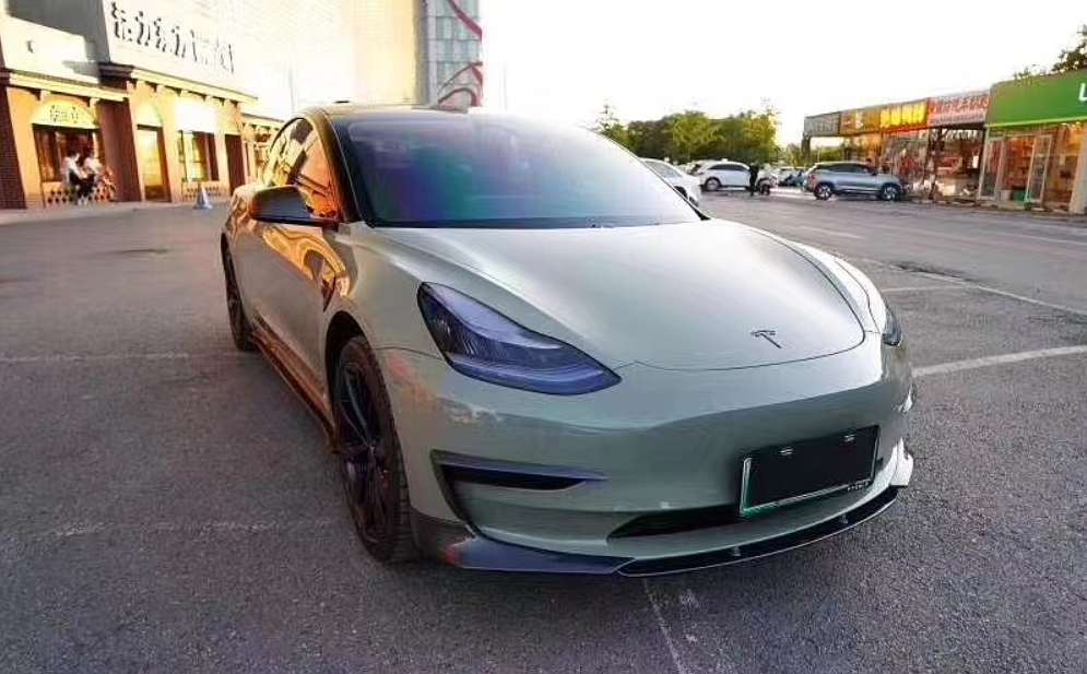 CMST Tesla Model 3 Carbon Fiber Fender Trim