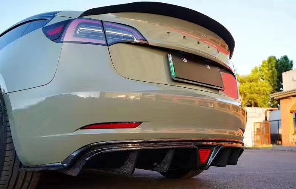 CMST Carbon Fiber Full Body Kit Style C for Tesla Model 3
