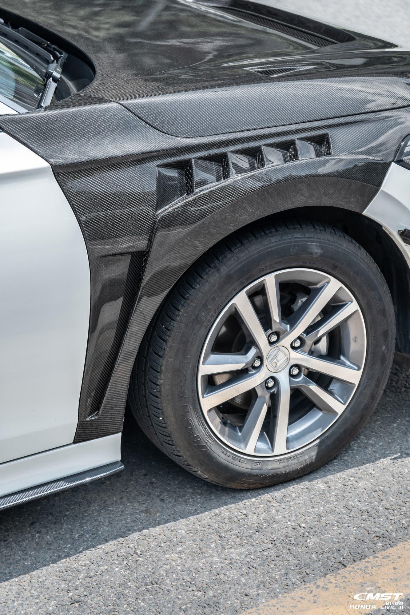 CMST Tuning Carbon Fiber Front Fenders for Honda Civic 11th Gen Sedan