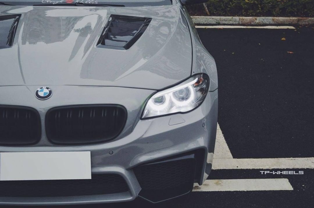 CMST Tuning Carbon Fiber Hood Bonnet for BMW F10 F18 5 Series 2011-2016