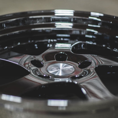 SR02 VACUUM BLACK CHROME