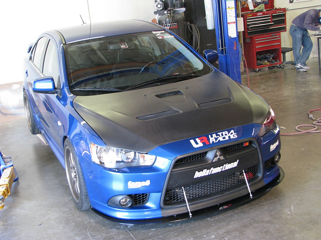 APR Performance Carbon Fiber Wind Splitter With Rods - CW-410099-C-Dub Tech
