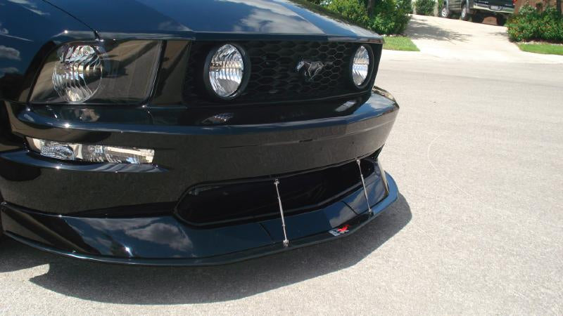 APR Performance Carbon Fiber Wind Splitter With Rods - CW-204590-C-Dub Tech