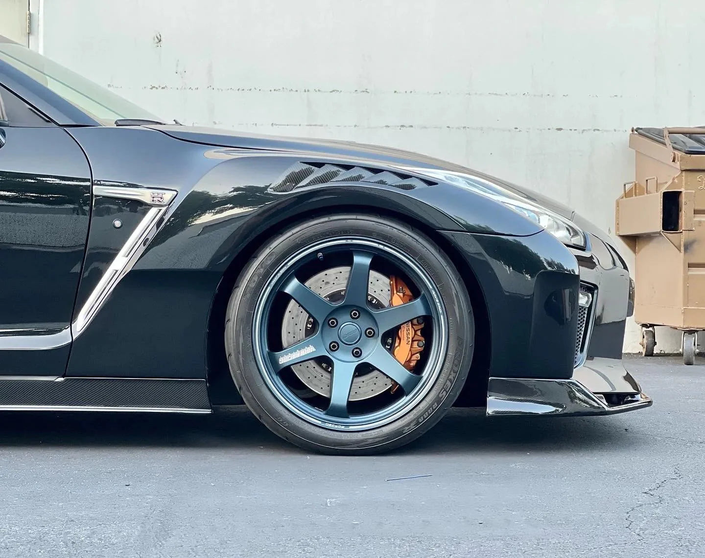N-Tune Spec T Wide Vented Fenders (FRP/CF): 2017-2021 Nissan R35 GT-R