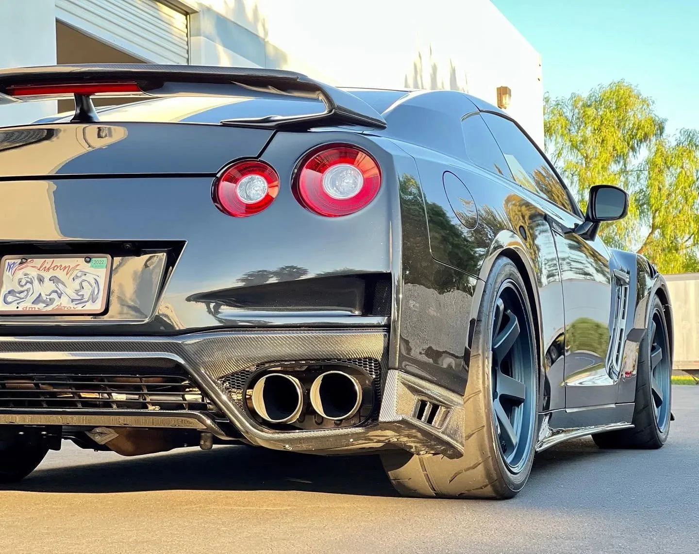 N-Tune Spec T Side Skirts (CF): 2017-2022 Nissan R35 GTR