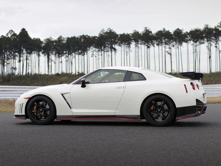 N-Tune Side Skirts (FRP): 2009-2020 NISSAN R35 GTR
