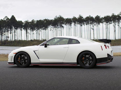 N-Tune Side Skirts (FRP): 2009-2020 NISSAN R35 GTR