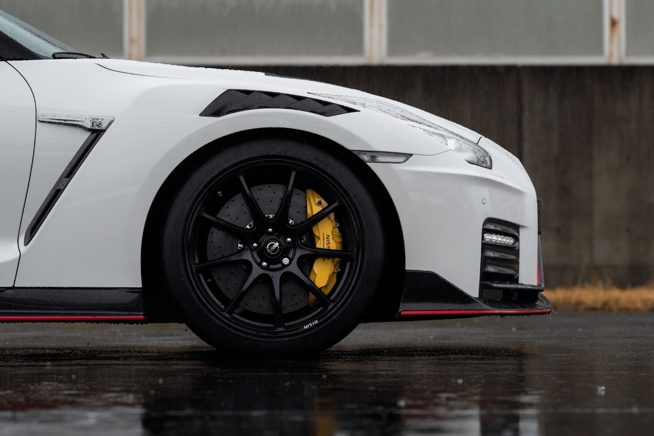 N-Tune Spec N Vented Fenders (FRP/CF): 2009-2020 Nissan R35 GT-R